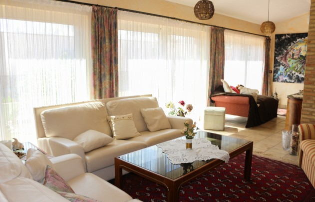 Herverkoop - Villa - Los Urrutias