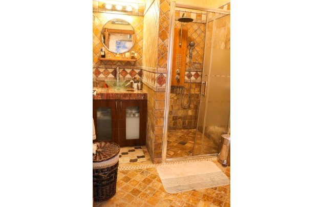 Herverkoop - Villa - Los Urrutias