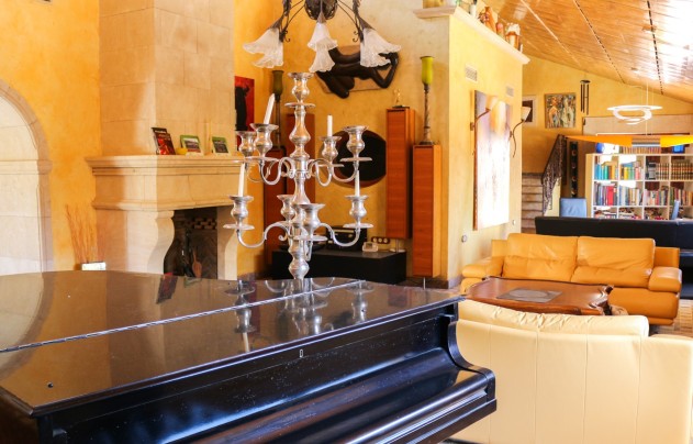 Herverkoop - Villa - Los Urrutias