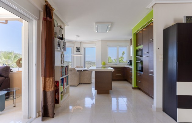 Resale - Villa - La Zarza