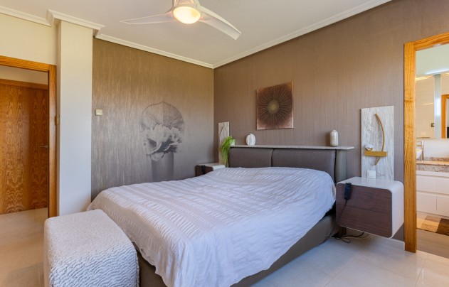 Resale - Villa - La Zarza