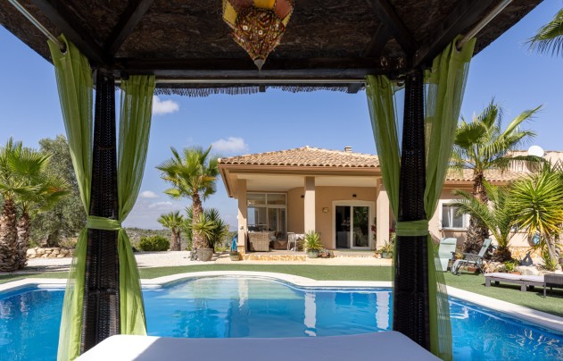 Resale - Villa - La Zarza