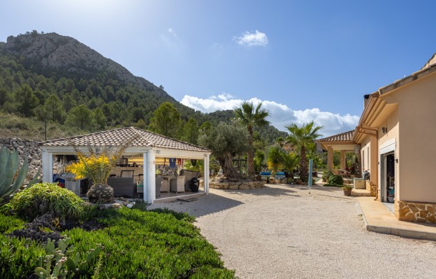 Resale - Villa - La Zarza