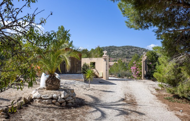 Resale - Villa - La Zarza