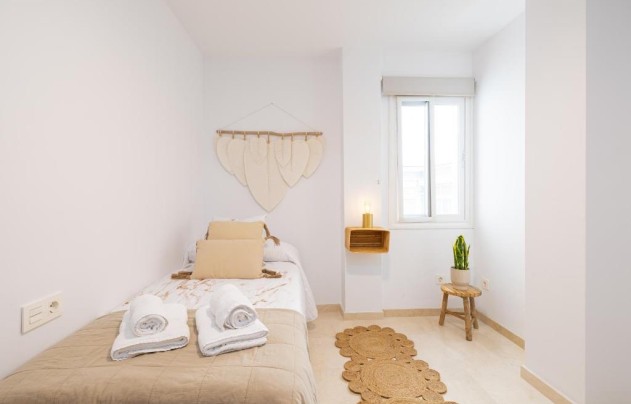 Resale - Apartment - Fuengirola