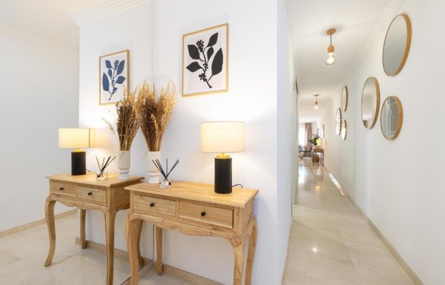 Resale - Apartment - Fuengirola