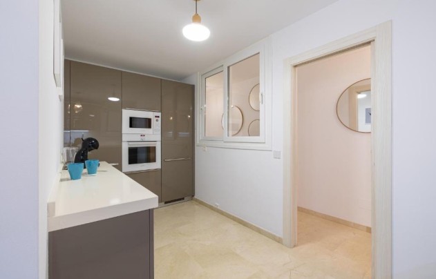 Resale - Apartment - Fuengirola