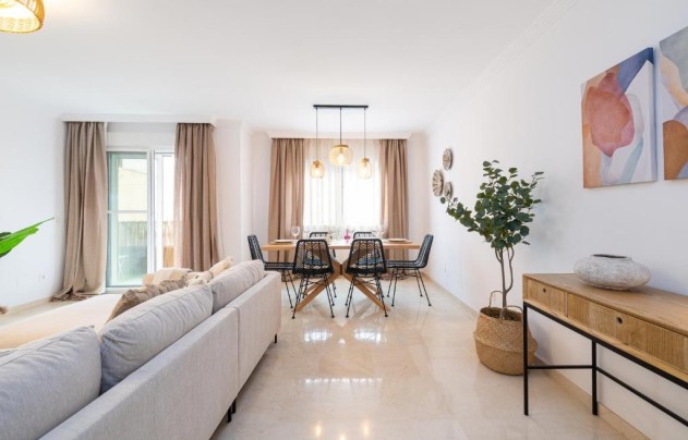 Resale - Apartment - Fuengirola