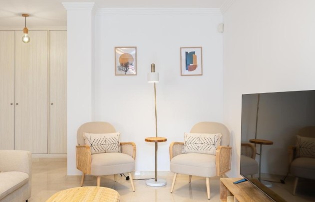 Resale - Apartment - Fuengirola