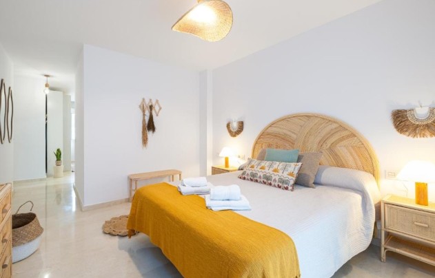 Resale - Apartment - Fuengirola