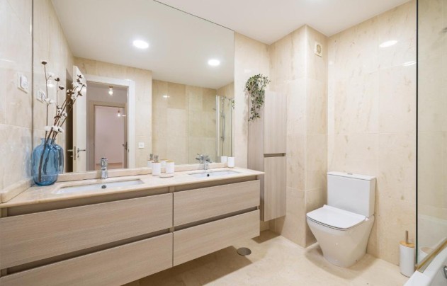 Resale - Apartment - Fuengirola