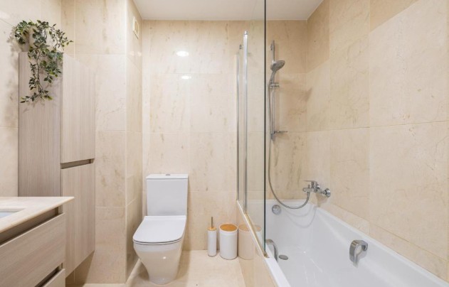 Resale - Apartment - Fuengirola