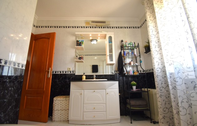 Revente - Villa - Orihuela Costa - Los Balcones