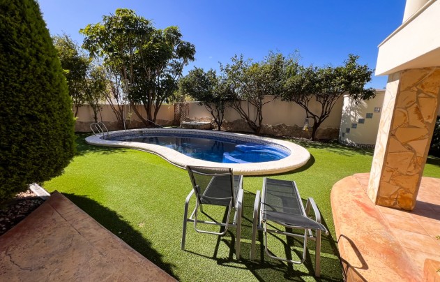 Revente - Villa - Ciudad Quesada