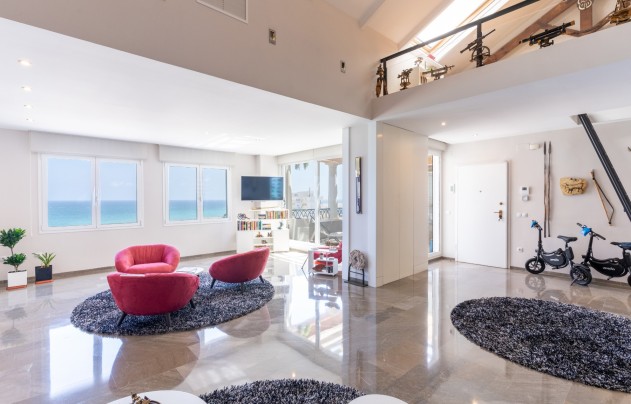 Resale - Apartment - Alicante - Center