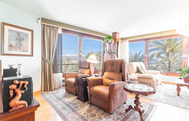 Resale - Apartment - Alicante - Center