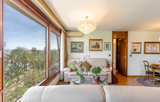 Resale - Apartment - Alicante - Center