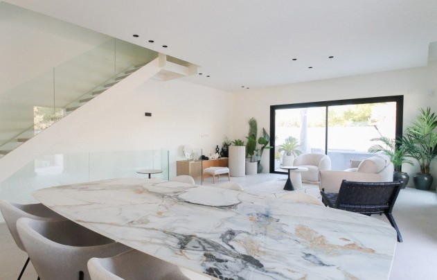 Resale - Villa - Alicante - Center