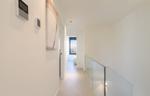 Resale - Villa - Alicante - Center