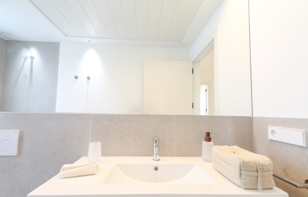 Resale - Villa - Alicante - Center