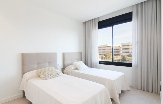 Resale - Villa - Alicante - Center