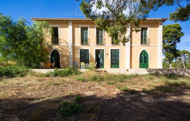 Resale - Villa - Alicante - Center