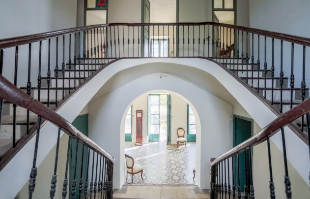 Resale - Villa - Alicante - Center