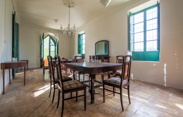 Resale - Villa - Alicante - Center