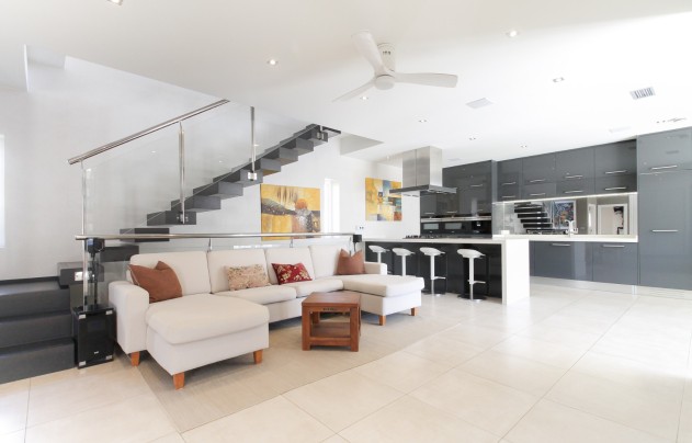 Resale - Villa - Torrevieja - Aguas Nuevas