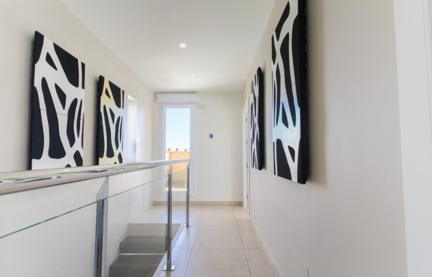 Resale - Villa - Torrevieja - Aguas Nuevas