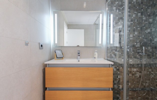 Resale - Villa - Torrevieja - Aguas Nuevas