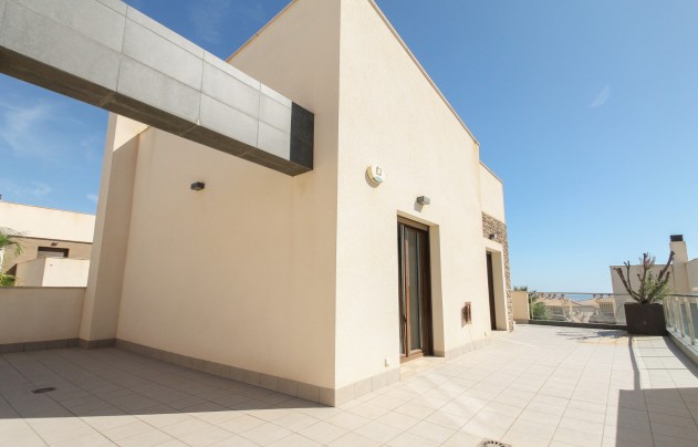 Resale - Villa - Torrevieja - Aguas Nuevas