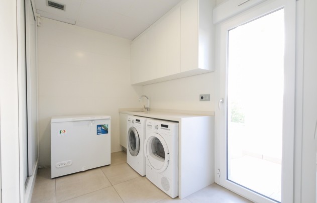 Resale - Villa - Torrevieja - Aguas Nuevas