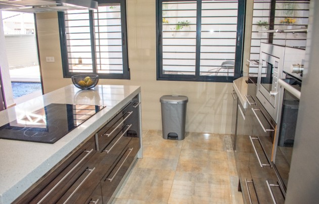 Resale - Villa - Pilar de la Horadada - Torre de la Horadada