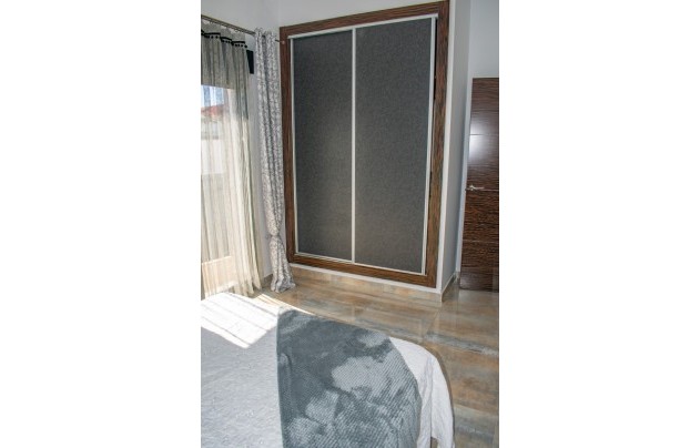 Resale - Villa - Pilar de la Horadada - Torre de la Horadada