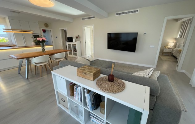 Resale - Villa - Orihuela