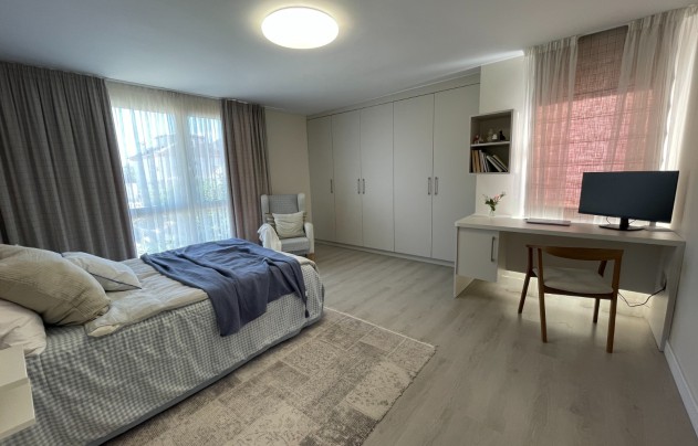 Resale - Villa - Orihuela