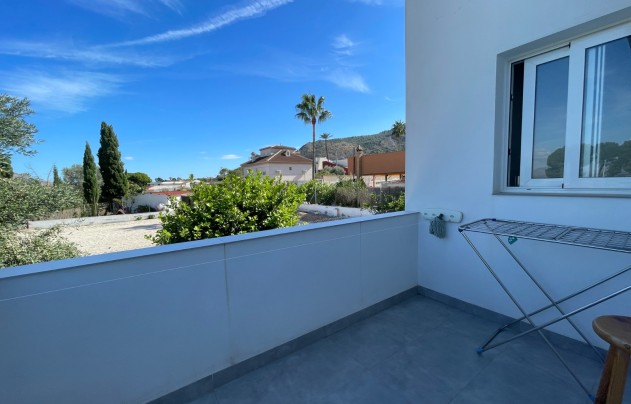 Resale - Villa - Orihuela