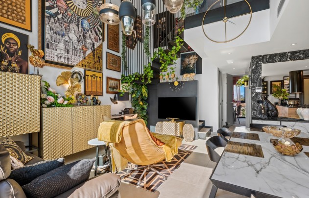 Resale - Apartment - Villamartín