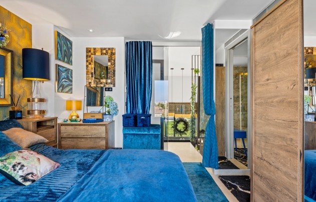 Resale - Apartment - Villamartín