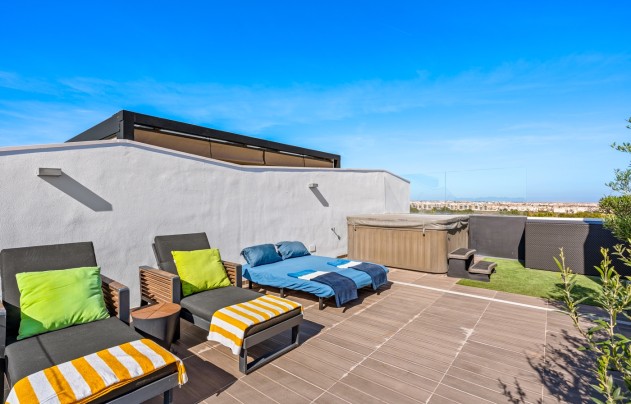 Resale - Apartment - Villamartín