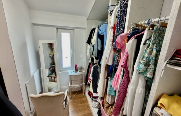 Resale - Villa - Las Heredades - Heredades