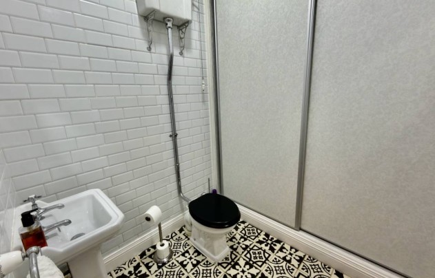 Resale - Villa - Las Heredades - Heredades