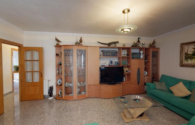 Resale - House - Sax