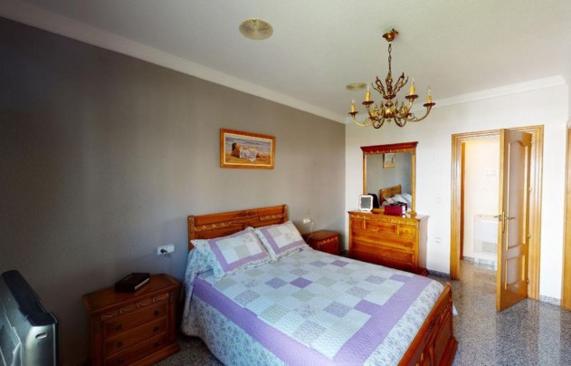 Resale - House - Sax