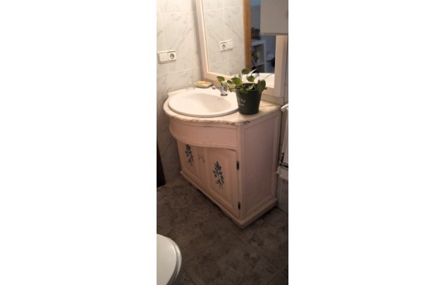 Resale - House - Sax