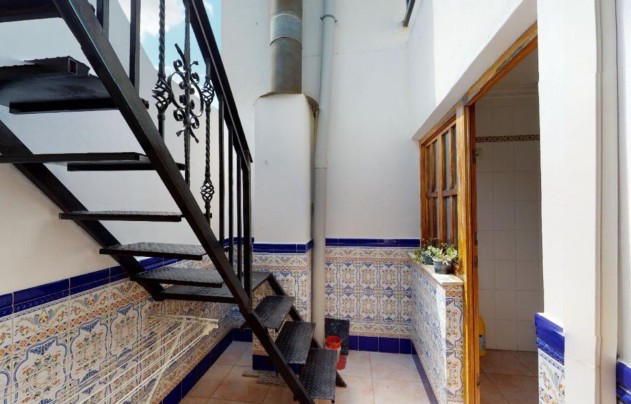 Resale - House - Sax