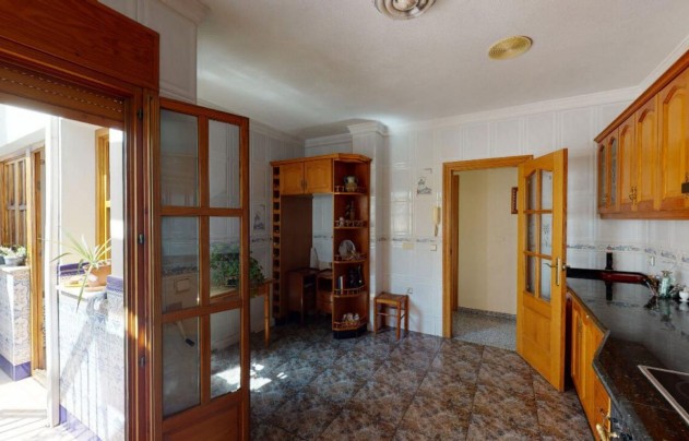 Resale - House - Sax