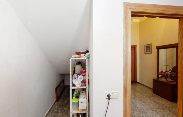 Resale - House - Sax