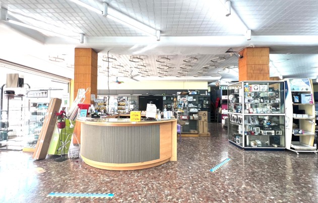 Reventa - Commercial - San Javier